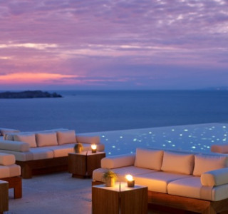 Bill and Coo Suites outdoor seating