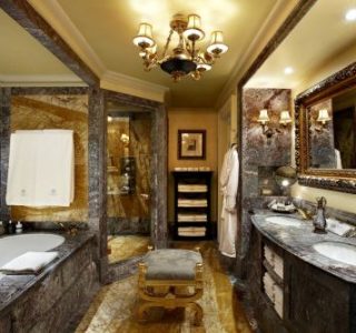 presidential-suite-bathroom