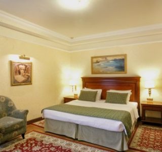 Hotel electra palace room