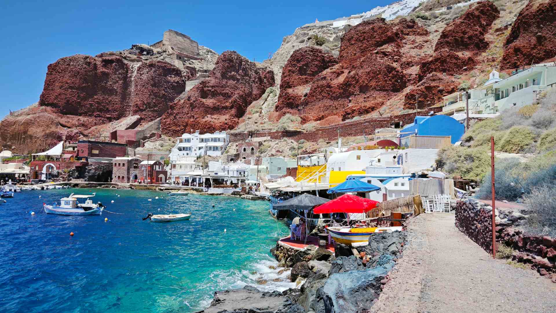 Visit Ammoudi Bay