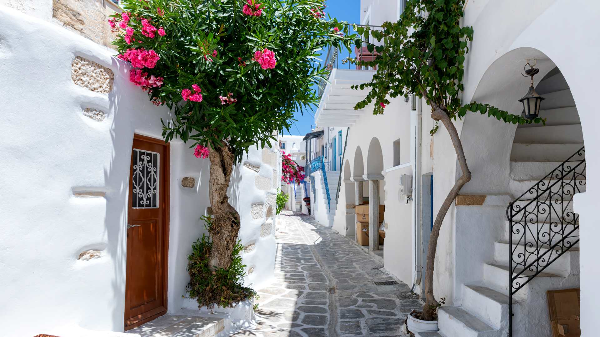 Paros
