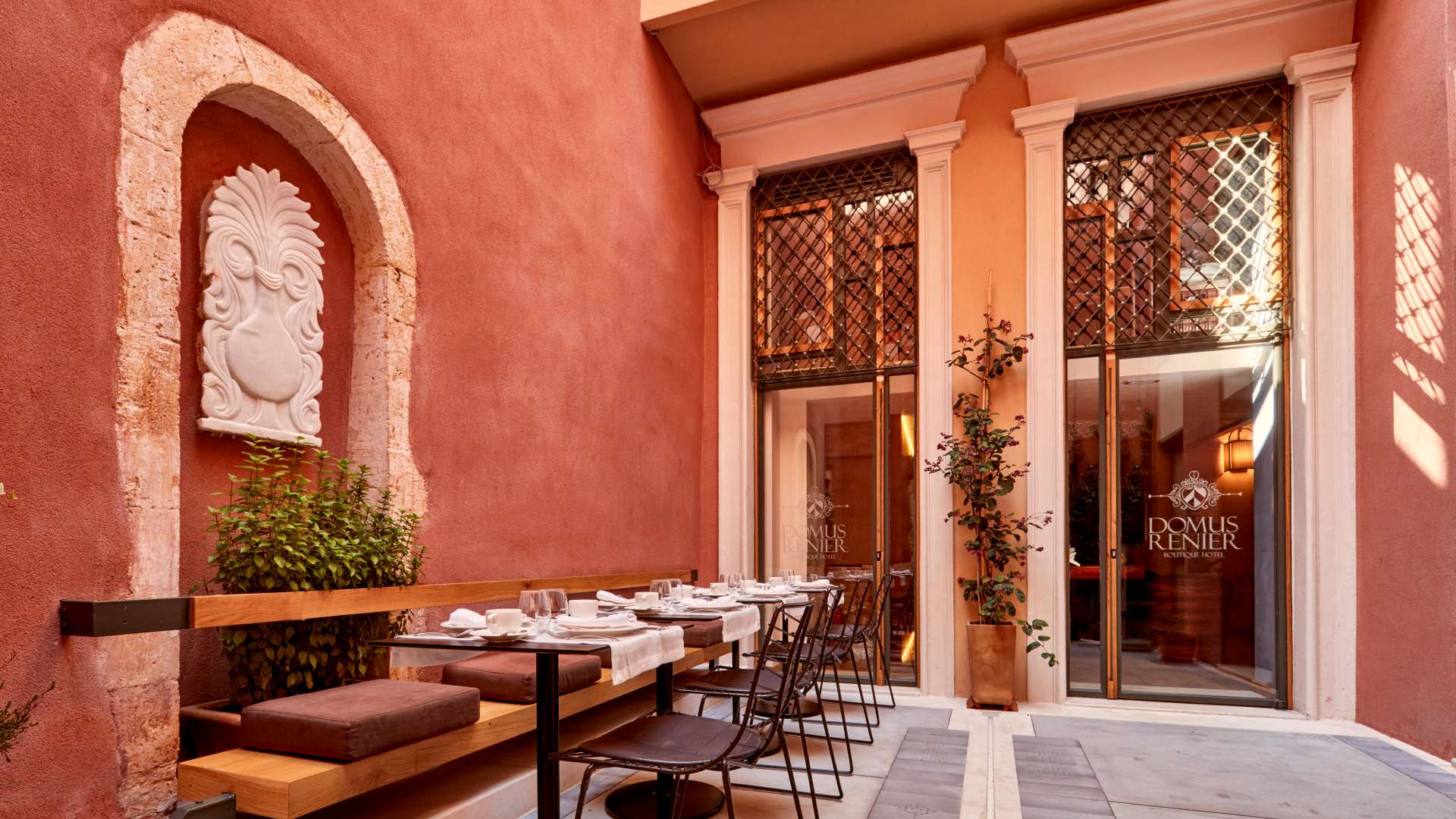 Domus Renier Boutique Hotel