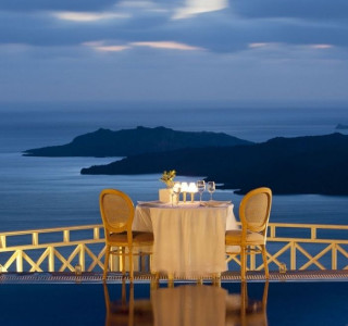 Petit Palace Suites Santorini