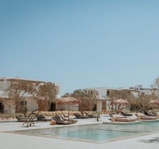 Cove Paros 1