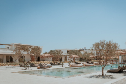 Cove Paros 1 Small