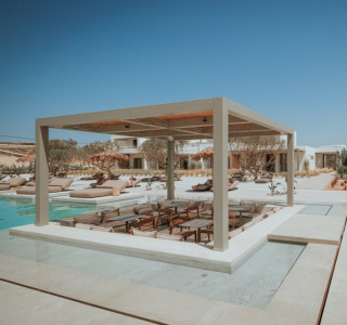 Cove Paros 4