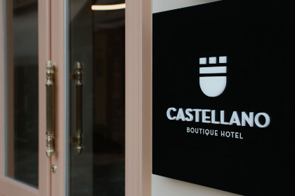 Castellano 1 Small