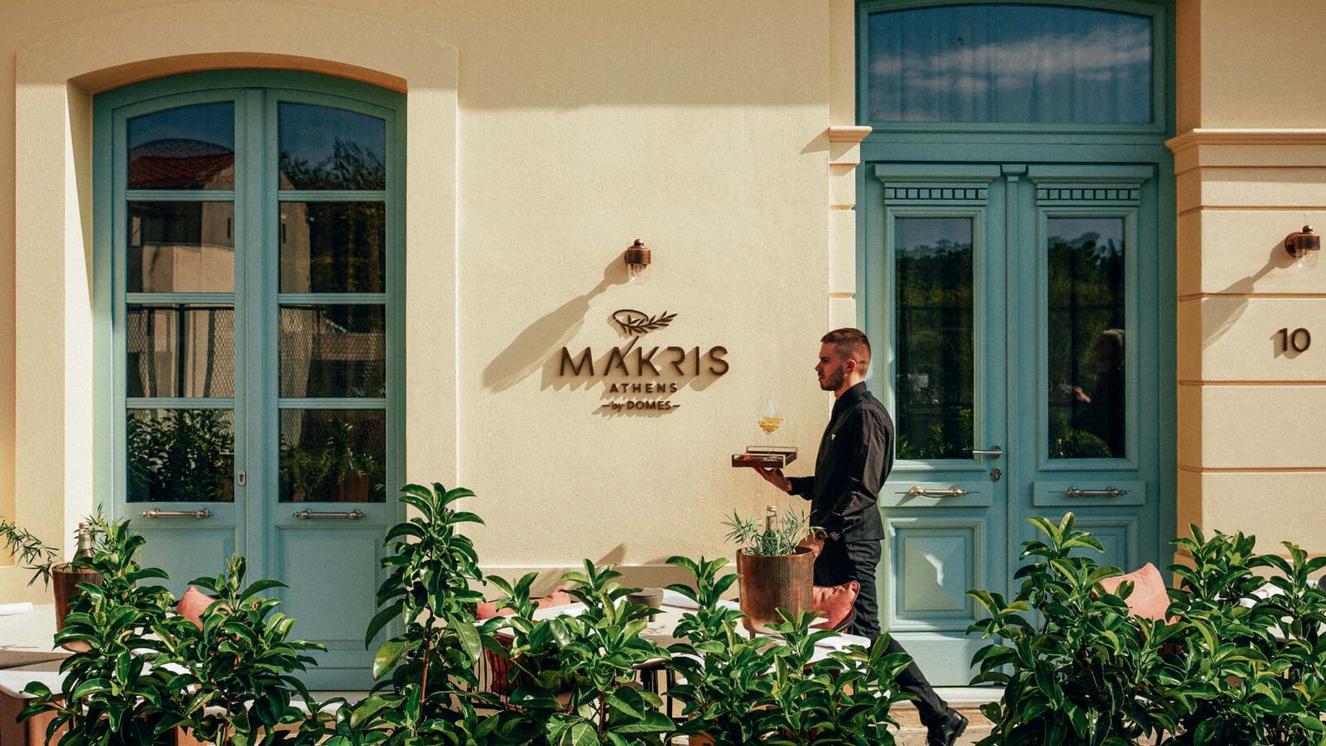 Makris