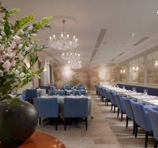 Palace-Elisabeth-Dining
