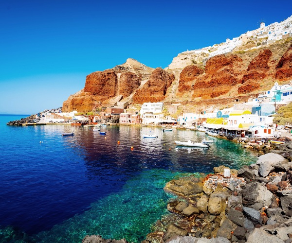 Amoudi Bay
