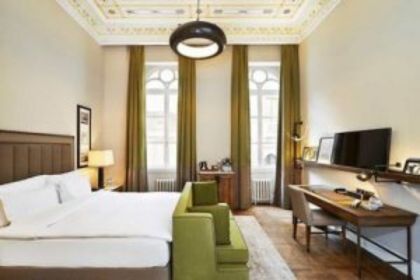 Bank Hotel