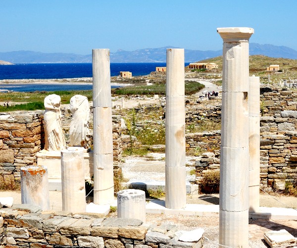 Delos
