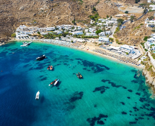 Psarou Beach