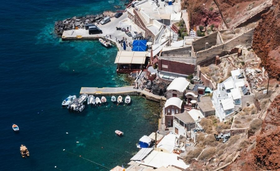 Ammoudi Bay