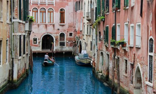Eternal Venice: Bridges, Canals & Romance