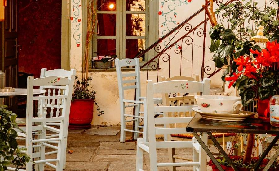 Tables and chairs in Pyrgos